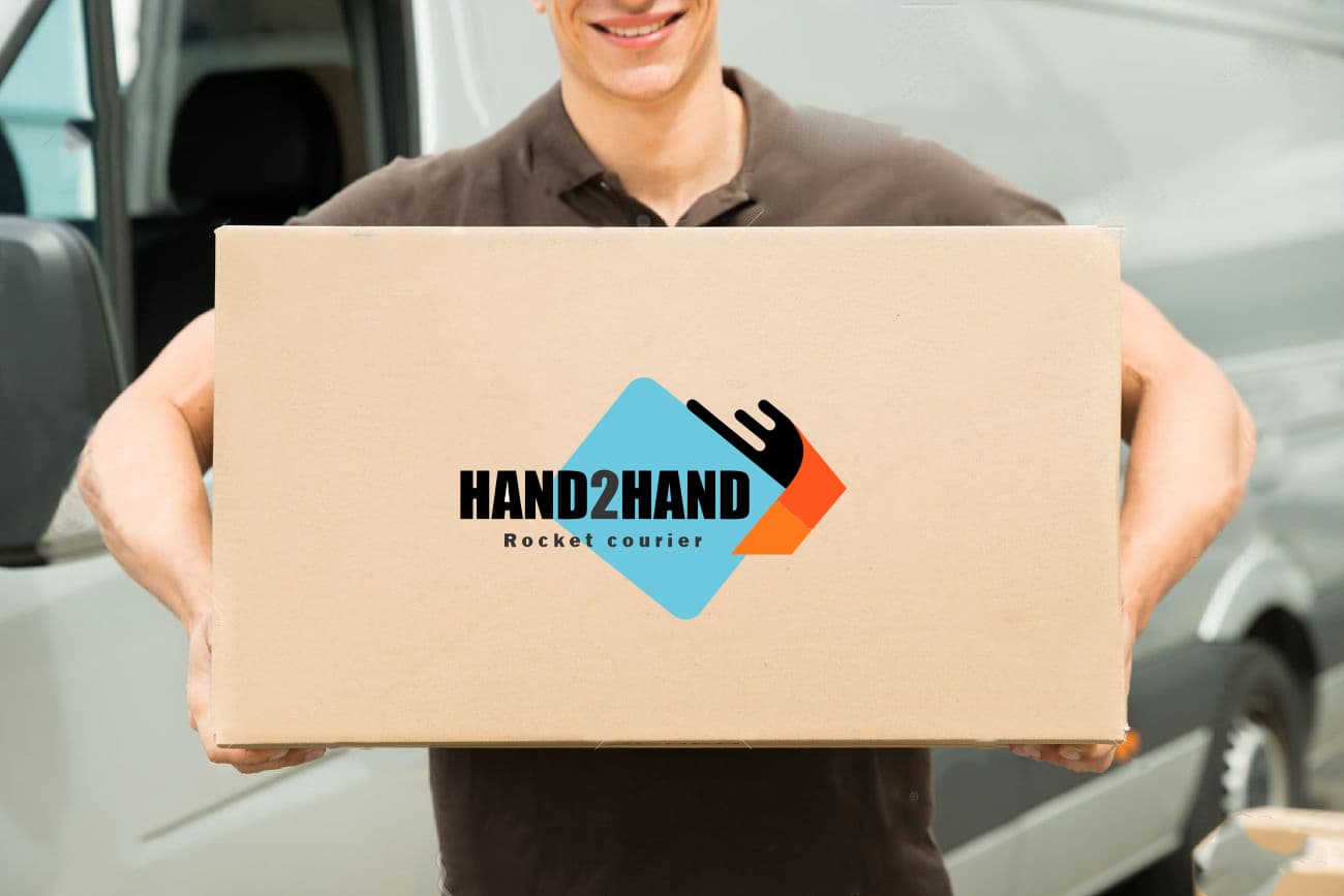 Μεταφορά και παράδοση δέματος απο υπάλληλο Πορτα-Πορτα